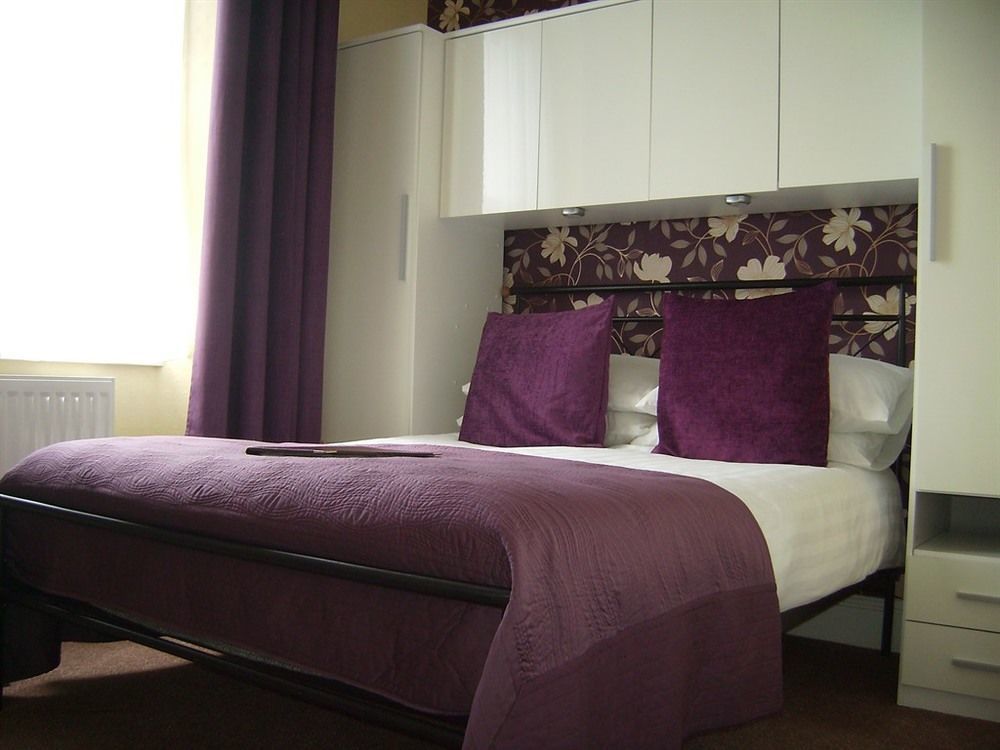 Langdon Villa Guest House Тенбі Екстер'єр фото